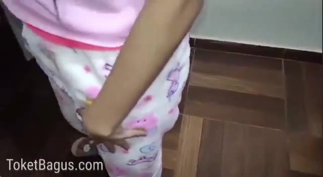 10:54 78 Adek polos diajarin nyepong pakek permen swklf45c0uiq